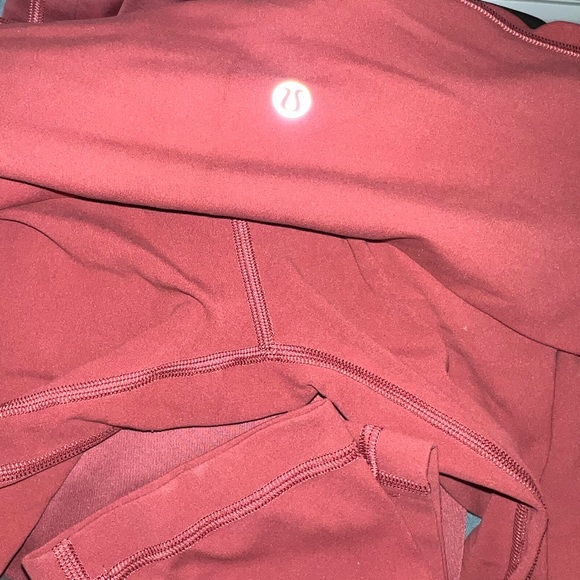 lululemon Align™ High-Rise Crop 21" Cayenne Like New sz - Picture 6 of 9